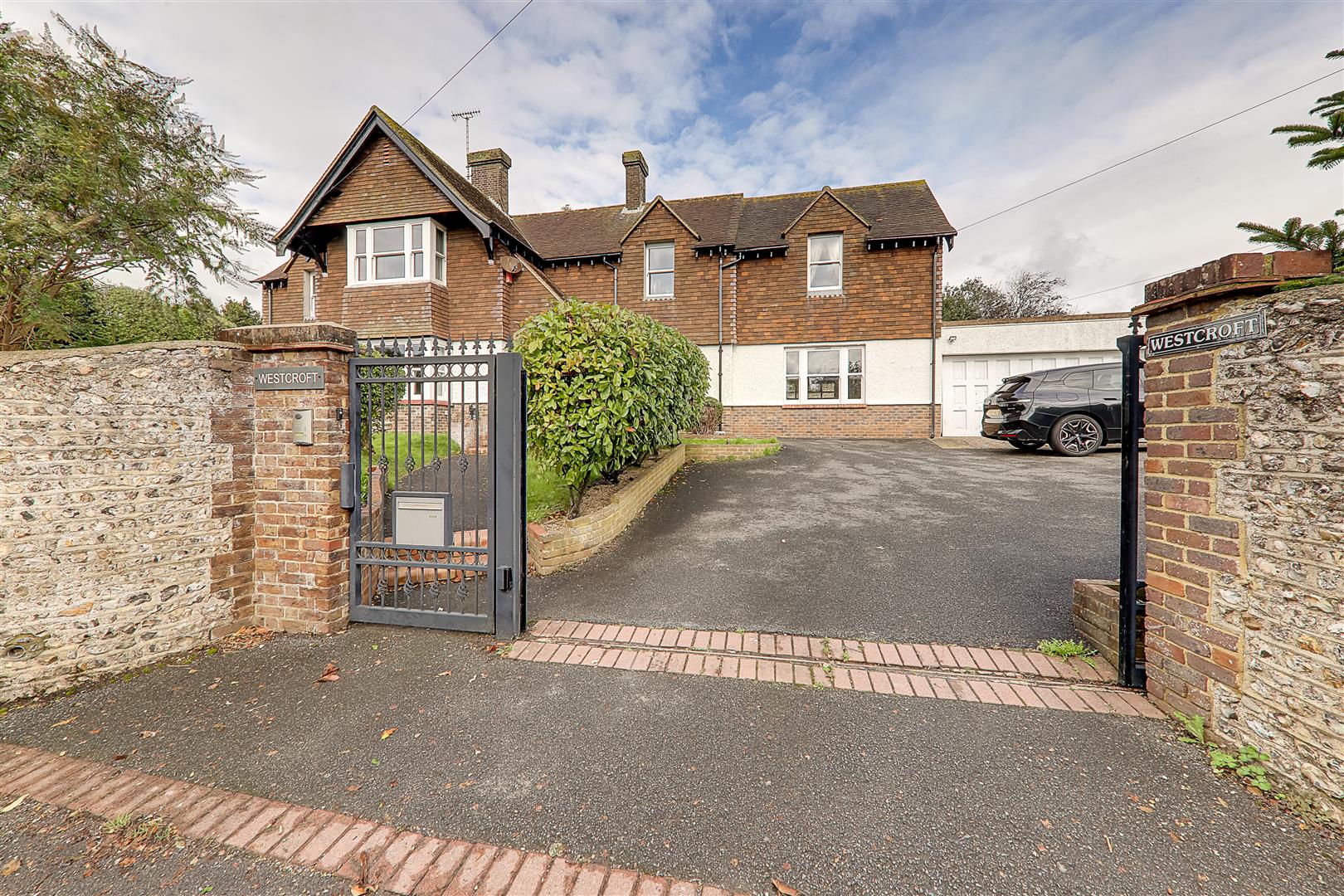 House - Detached | West Street, Sompting, Lancing | To Let